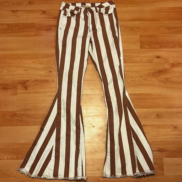 Saints and Hearts Rust and White Stripe Flare Leg Distressed Hem Jeans Sz Small - Picture 1 of 4
